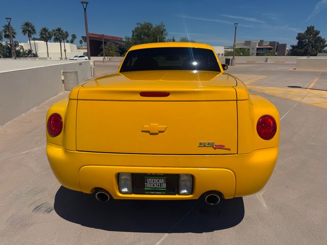 2004 Chevrolet SSR LS