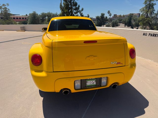 2004 Chevrolet SSR LS