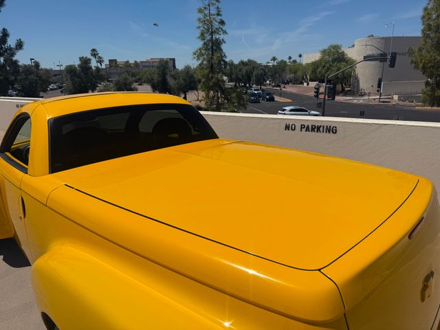 2004 Chevrolet SSR LS