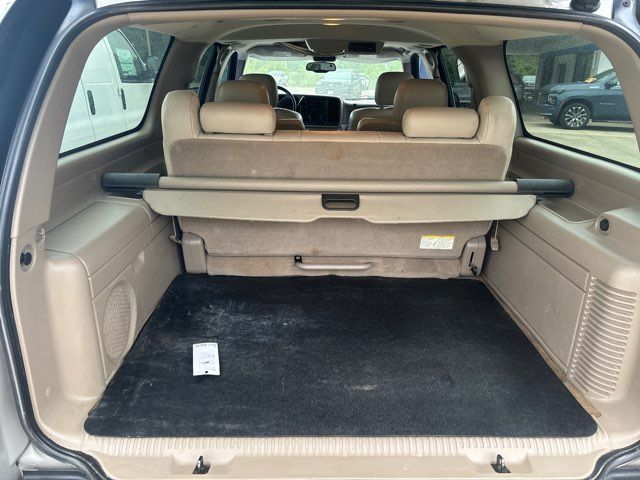 2004 Chevrolet Suburban 1500 LT
