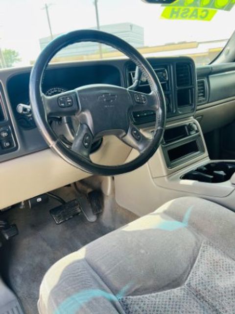 2004 Chevrolet Tahoe 2WD | Lubbock, TX | Chaparral Motors - Lubbock 2004 Chevrolet Tahoe 2WD | Lubbock, TX | Chaparral Motors - Lubbock