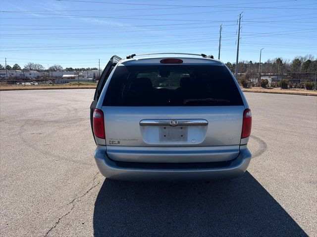 2004 Chrysler Town and Country LX Family Value