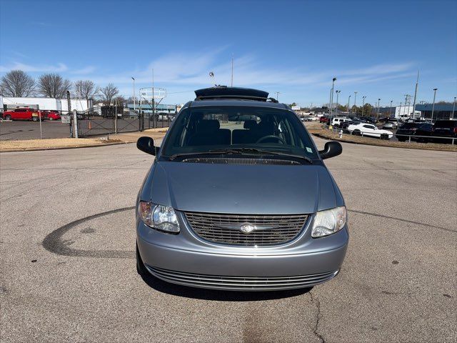 2004 Chrysler Town and Country LX Family Value
