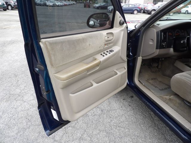 2004 Dodge Dakota SLT | Dalton, GA | Paniagua Auto Mall 2004 Dodge Dakota SLT | Dalton, GA | Paniagua Auto Mall