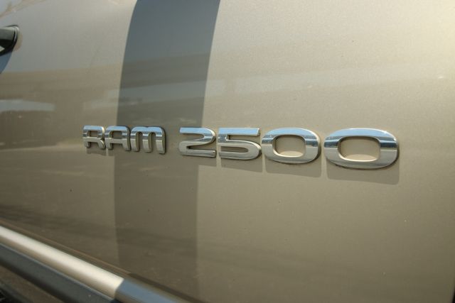 2004 Dodge Ram 2500 SLT Quad Cab 2WD | San Antonio, TX | R&L Certified Auto Group 2004 Dodge Ram 2500 SLT Quad Cab 2WD | San Antonio, TX | R&L Certified Auto Group