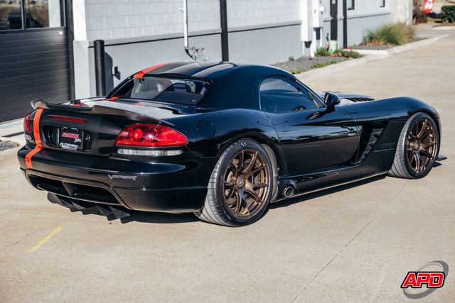 2004 Dodge Viper SRT10 2004 Dodge Viper SRT10