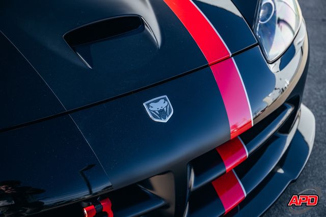 2004 Dodge Viper SRT10