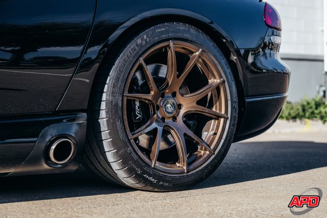 2004 Dodge Viper SRT10 2004 Dodge Viper SRT10