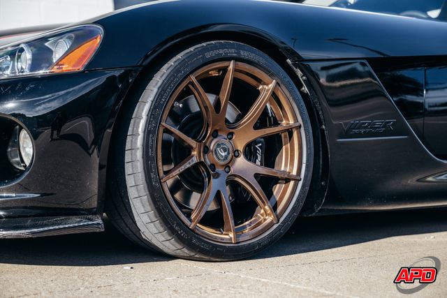 2004 Dodge Viper SRT10 2004 Dodge Viper SRT10