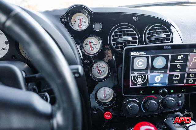 2004 Dodge Viper SRT10