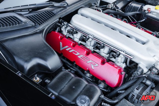 2004 Dodge Viper SRT10