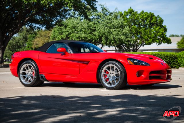 2004 Dodge Viper SRT-10