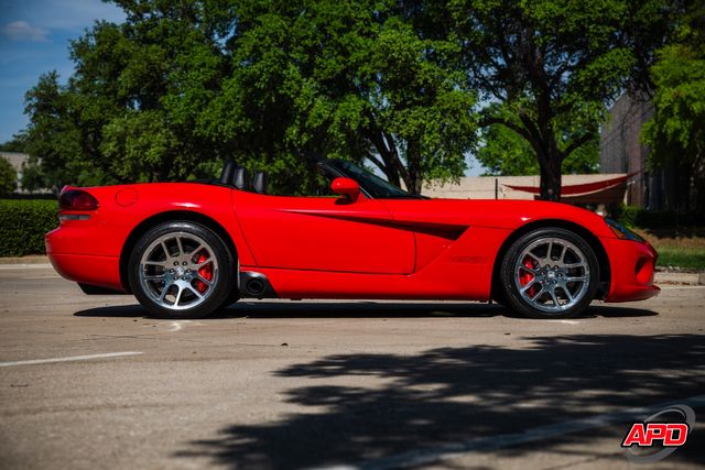 2004 Dodge Viper SRT-10 2004 Dodge Viper SRT-10