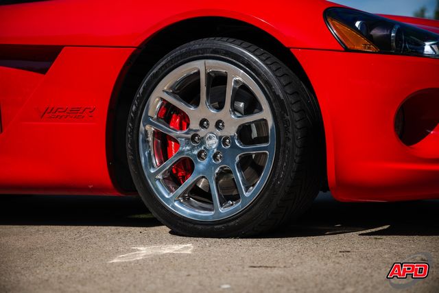 2004 Dodge Viper SRT-10
