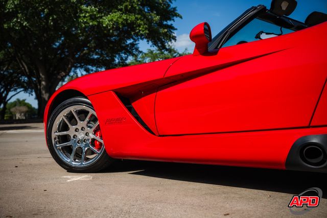 2004 Dodge Viper SRT-10
