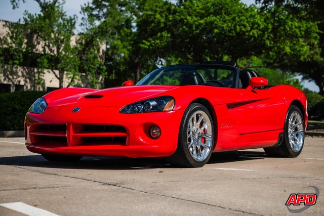 2004 Dodge Viper SRT-10 2004 Dodge Viper SRT-10