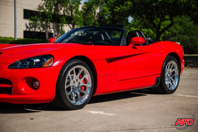 2004 Dodge Viper SRT-10