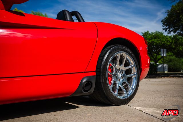 2004 Dodge Viper SRT-10