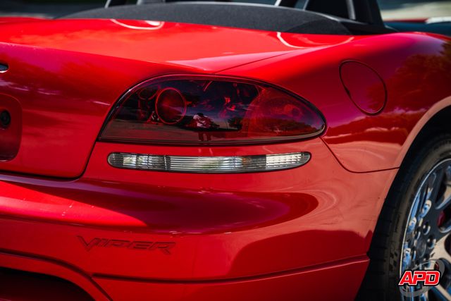 2004 Dodge Viper SRT-10 2004 Dodge Viper SRT-10
