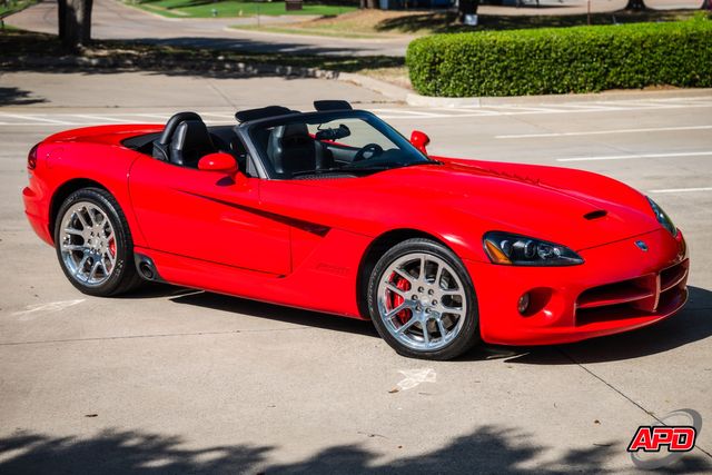 2004 Dodge Viper SRT-10