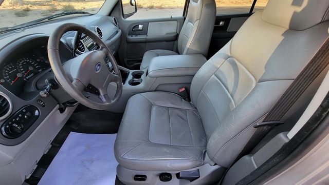 2004 Ford Expedition XLT Sport | Santa Clarita, CA | Starfire Auto Inc 2004 Ford Expedition XLT Sport | Santa Clarita, CA | Starfire Auto Inc