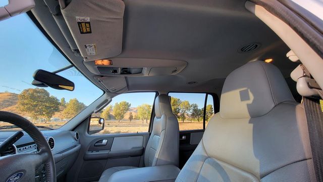 2004 Ford Expedition XLT Sport | Santa Clarita, CA | Starfire Auto Inc 2004 Ford Expedition XLT Sport | Santa Clarita, CA | Starfire Auto Inc