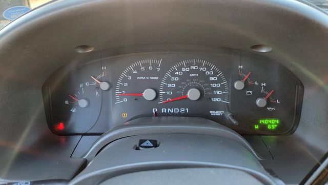 2004 Ford Expedition XLT Sport | Santa Clarita, CA | Starfire Auto Inc 2004 Ford Expedition XLT Sport | Santa Clarita, CA | Starfire Auto Inc