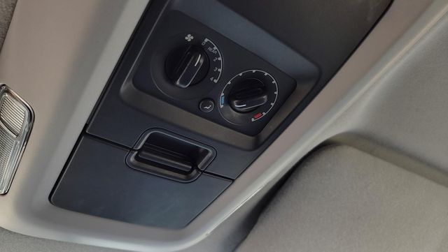 2004 Ford Expedition XLT Sport | Santa Clarita, CA | Starfire Auto Inc 2004 Ford Expedition XLT Sport | Santa Clarita, CA | Starfire Auto Inc