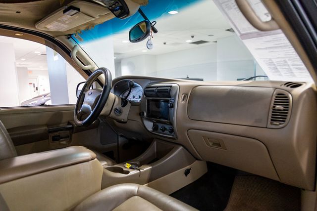 2004 Ford Explorer Sport Trac XLS