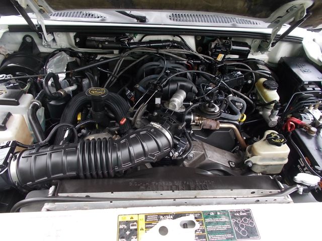 2004 Ford Explorer Sport Trac XLT