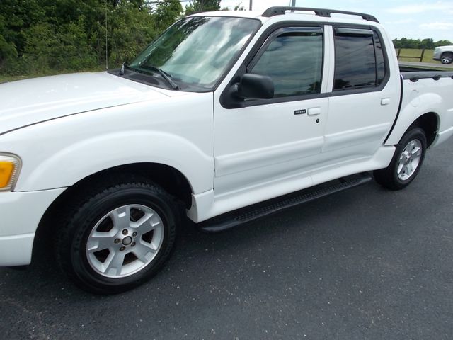 2004 Ford Explorer Sport Trac XLT