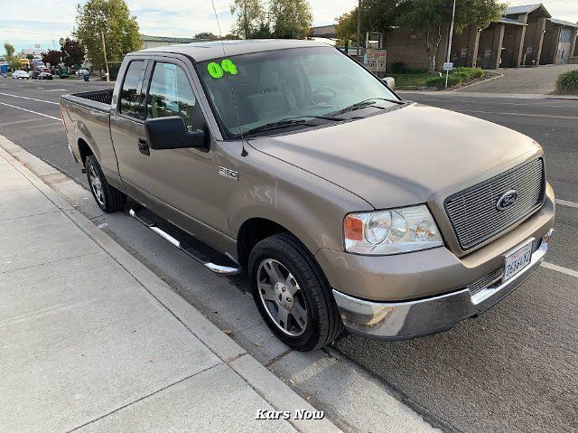 2004 Ford F-150 Lariat
