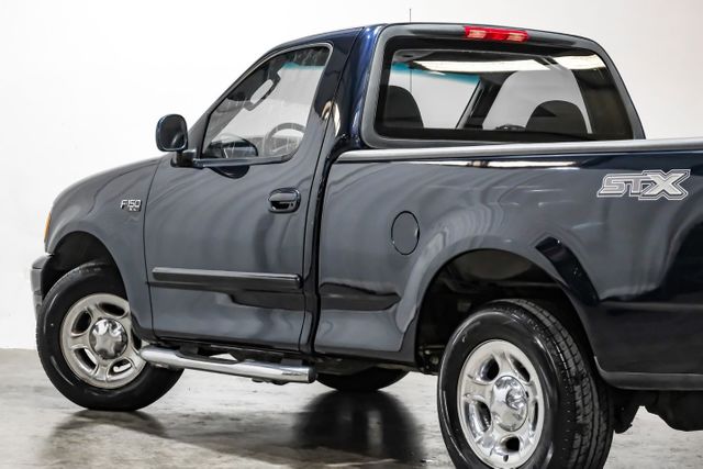 2004 Ford F-150 Heritage XL