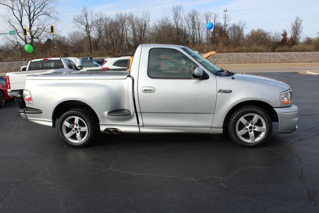 2004 Ford F-150 SVT Lightning Truck | Granite City, Illinois | MasterCars Company Inc. 2004 Ford F-150 SVT Lightning Truck | Granite City, Illinois | MasterCars Company Inc.
