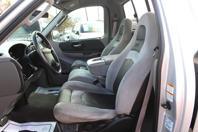 2004 Ford F-150 SVT Lightning Truck | Granite City, Illinois | MasterCars Company Inc. 2004 Ford F-150 SVT Lightning Truck | Granite City, Illinois | MasterCars Company Inc.