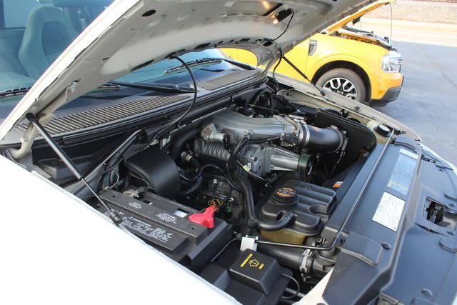 2004 Ford F-150 SVT Lightning Truck | Granite City, Illinois | MasterCars Company Inc. 2004 Ford F-150 SVT Lightning Truck | Granite City, Illinois | MasterCars Company Inc.