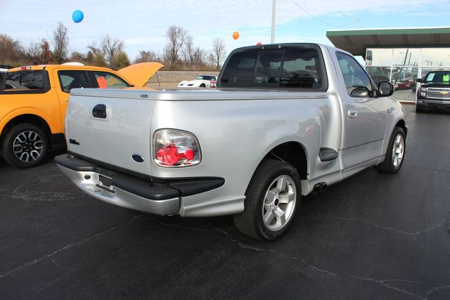 2004 Ford F-150 SVT Lightning Truck | Granite City, Illinois | MasterCars Company Inc. 2004 Ford F-150 SVT Lightning Truck | Granite City, Illinois | MasterCars Company Inc.