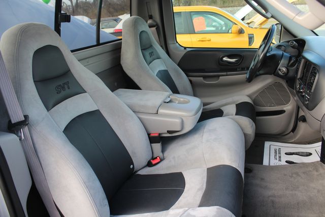 2004 Ford F-150 SVT Lightning Truck | Granite City, Illinois | MasterCars Company Inc. 2004 Ford F-150 SVT Lightning Truck | Granite City, Illinois | MasterCars Company Inc.