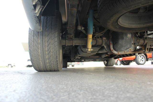 2004 Ford F-150 SVT Lightning Truck | Granite City, Illinois | MasterCars Company Inc. 2004 Ford F-150 SVT Lightning Truck | Granite City, Illinois | MasterCars Company Inc.