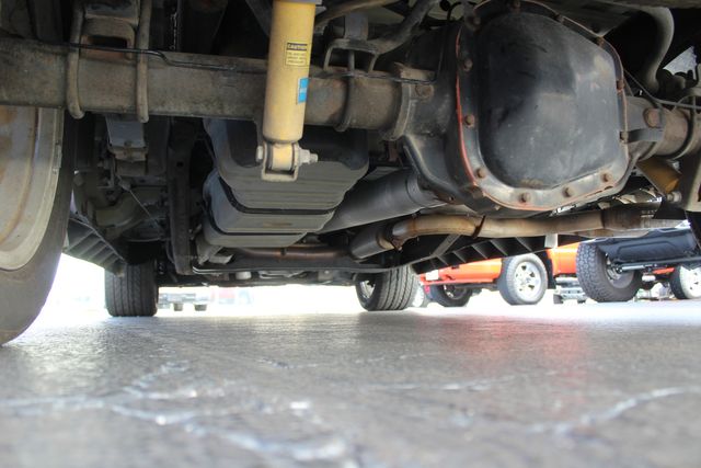 2004 Ford F-150 SVT Lightning Truck | Granite City, Illinois | MasterCars Company Inc. 2004 Ford F-150 SVT Lightning Truck | Granite City, Illinois | MasterCars Company Inc.