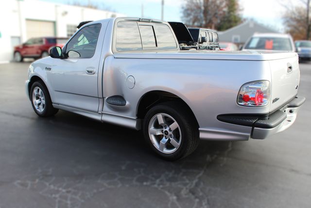 2004 Ford F-150 SVT Lightning Truck | Granite City, Illinois | MasterCars Company Inc. 2004 Ford F-150 SVT Lightning Truck | Granite City, Illinois | MasterCars Company Inc.