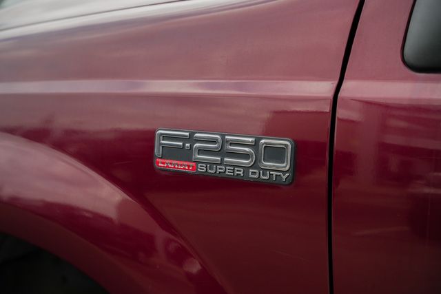 2004 Ford F-250 Super Duty Lariat SHORT BED CREW CAB 4X4 / REG SERVICE | Austin, TX | Rocky Mountain Truck Stop Austin