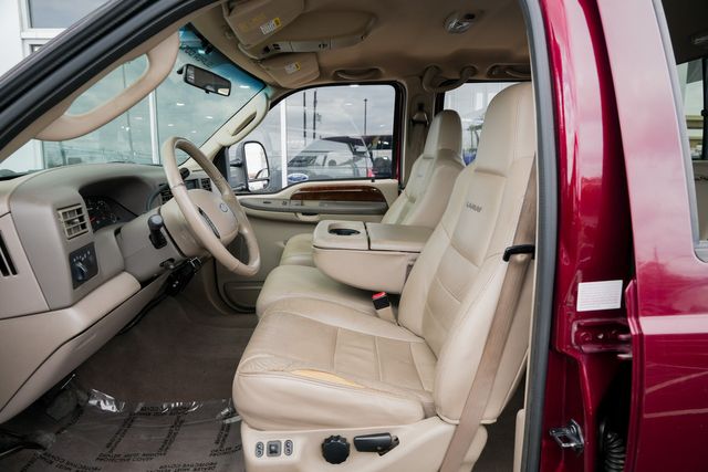 2004 Ford F-250 Super Duty Lariat SHORT BED CREW CAB 4X4 / REG SERVICE | Austin, TX | Rocky Mountain Truck Stop Austin 2004 Ford F-250 Super Duty Lariat SHORT BED CREW CAB 4X4 / REG SERVICE | Austin, TX | Rocky Mountain Truck Stop Austin