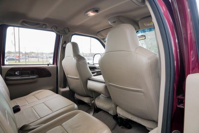 2004 Ford F-250 Super Duty Lariat SHORT BED CREW CAB 4X4 / REG SERVICE | Austin, TX | Rocky Mountain Truck Stop Austin