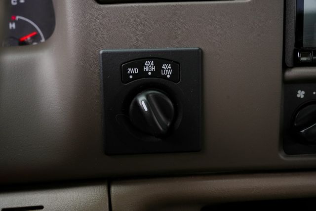 2004 Ford F-250 Super Duty Lariat SHORT BED CREW CAB 4X4 / REG SERVICE | Austin, TX | Rocky Mountain Truck Stop Austin 2004 Ford F-250 Super Duty Lariat SHORT BED CREW CAB 4X4 / REG SERVICE | Austin, TX | Rocky Mountain Truck Stop Austin