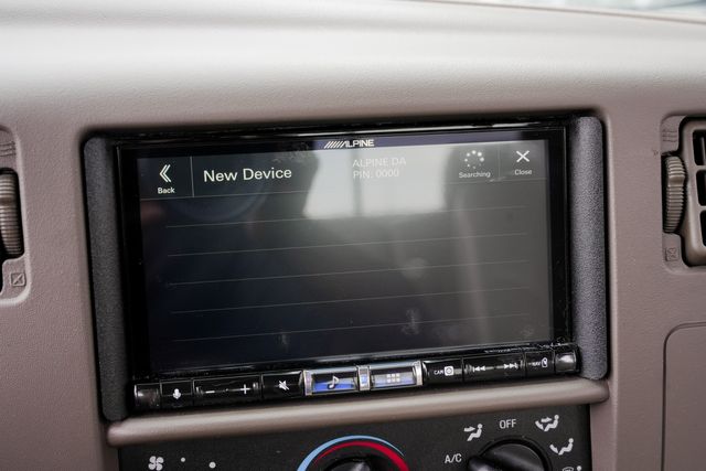 2004 Ford F-250 Super Duty Lariat SHORT BED CREW CAB 4X4 / REG SERVICE | Austin, TX | Rocky Mountain Truck Stop Austin