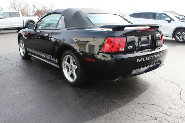 2004 Ford Mustang GT Deluxe | Granite City, Illinois | MasterCars Company Inc. 2004 Ford Mustang GT Deluxe | Granite City, Illinois | MasterCars Company Inc.