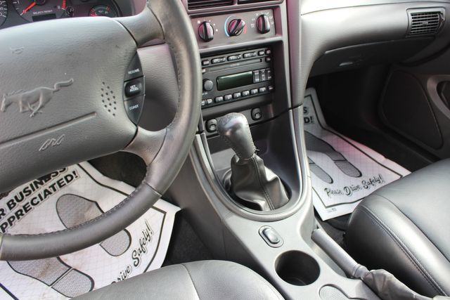 2004 Ford Mustang GT Deluxe | Granite City, Illinois | MasterCars Company Inc.