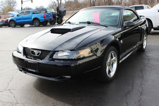 2004 Ford Mustang GT Deluxe | Granite City, Illinois | MasterCars Company Inc. 2004 Ford Mustang GT Deluxe | Granite City, Illinois | MasterCars Company Inc.