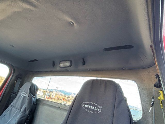 2004 Freightliner M2 106